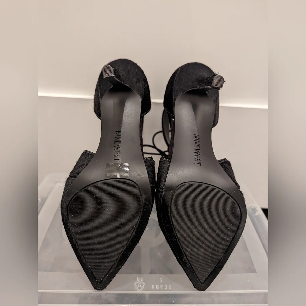Nine West Black Pointed Toe Lace Up Cow Fur Heels Size 6.5 - Picture 13 of 13